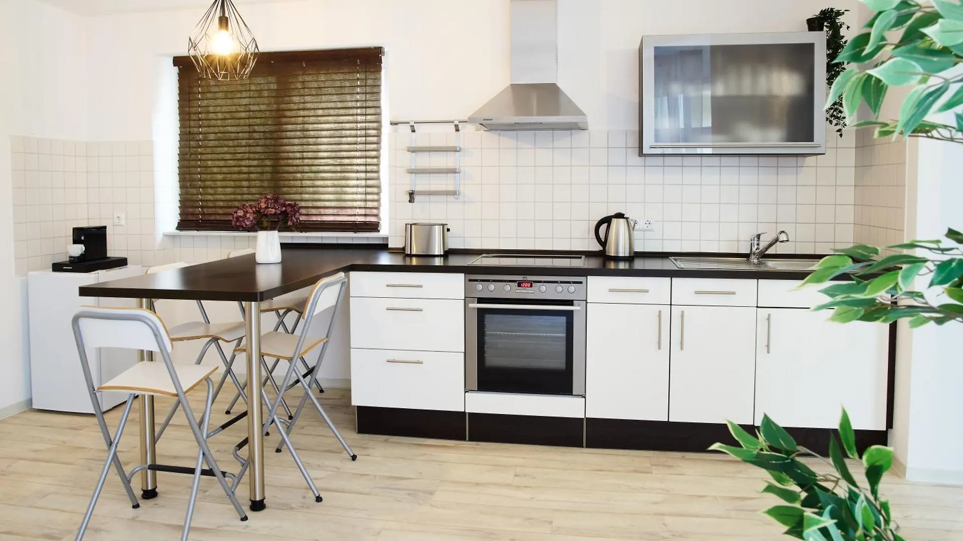 Idee Living City-Apartment - Terrasse - Netflix Mannheim Apartment